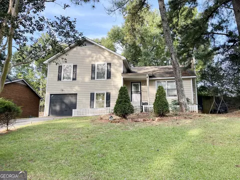 11127 Shannon Cir, Hampton, GA 30228