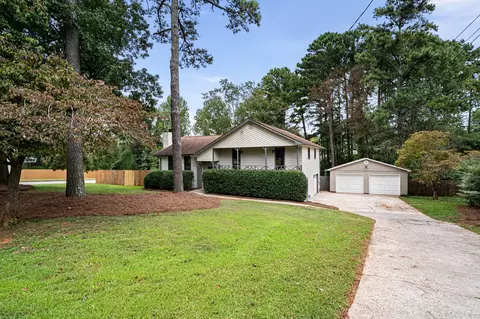 1801 Cumberland Trce, Acworth, GA 30102