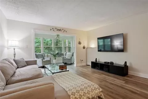 5145 Roswell Rd #2/45, Sandy Springs, GA 30342