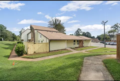 3158 Nectarine Cir, Decatur, GA 30034