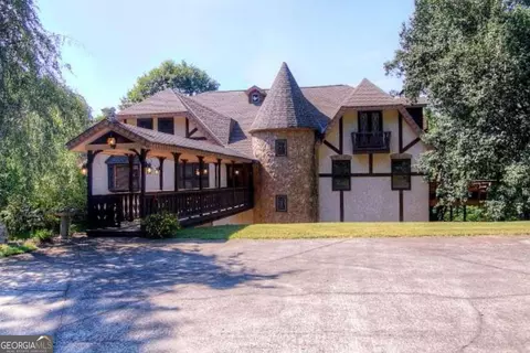 83 Mountain Ridge Dr SE, Cartersville, GA 30120