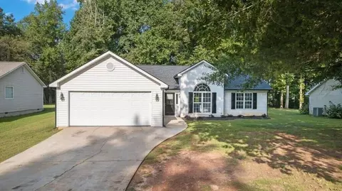 7358 Berry Hill Dr, Gainesville, GA 30507