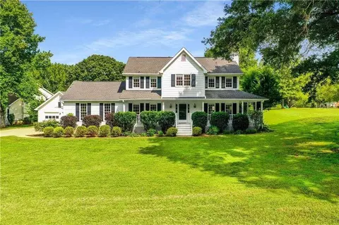 3225 Hopewell Chase Dr, Alpharetta, GA 30004