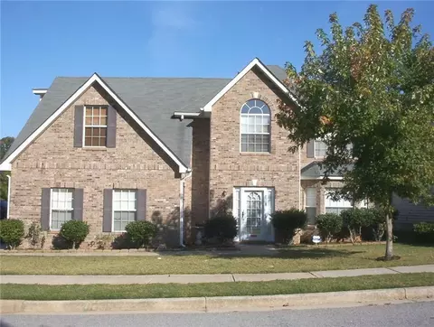 3414 Creekview Dr, Rex, GA 30273