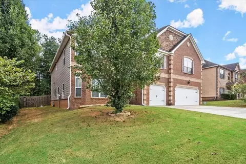 135 Riverstone Dr, Covington, GA 30014 photo 2