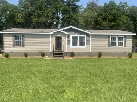 343 Mt Pleasant Rd, Pineview, GA 31071
