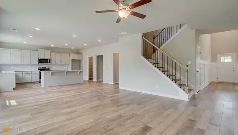 101 Cabin Way #104, Hampton, GA 30228 photo 4