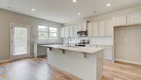 101 Cabin Way #104, Hampton, GA 30228 photo 9