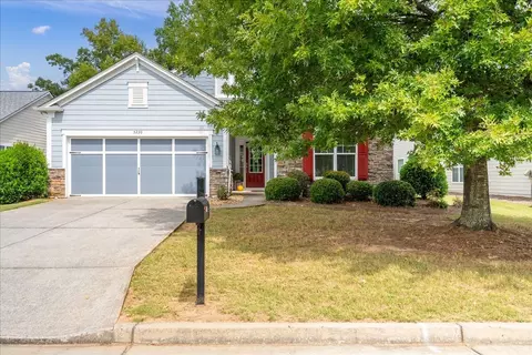 5230 Kings Hill Dr, Cumming, GA 30040