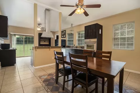 5123 4th St, Morrow, GA 30260 photo 5