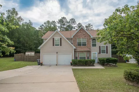 5755 Blacktop Ct, Fairburn, GA 30213