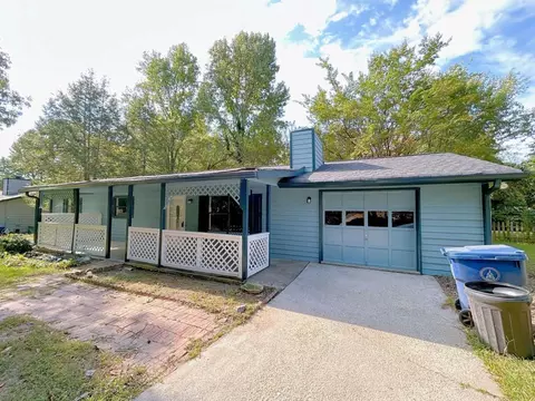 117 Village Way, Lawrenceville, GA 30046