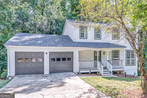 180 Adams Mill Dr, Lawrenceville, GA 30044