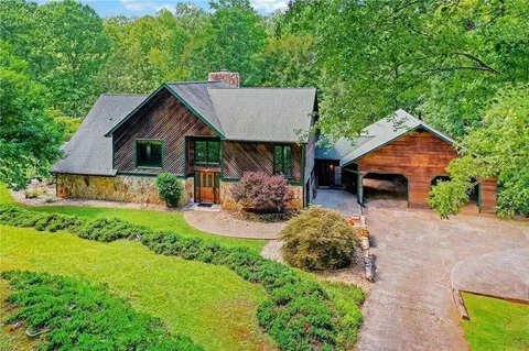 7121 Rand Dr, Douglasville, GA 30135