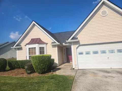 2556 Hillvale Cir, Lithonia, GA 30058