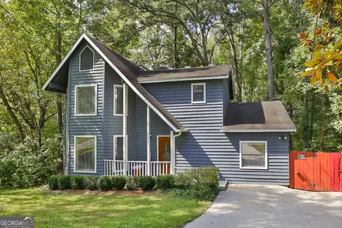 557 Fire Fly Dr, Tucker, GA 30084