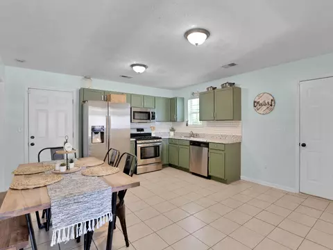 1759 Graystone Dr, Hampton, GA 30228 photo 8