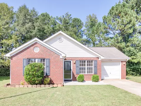 1759 Graystone Dr, Hampton, GA 30228 photo 1
