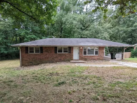 6489 N Sweetwater Rd, Lithia Springs, GA 30122