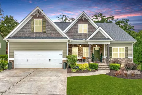 104 Hawks Trl, Waleska, GA 30183