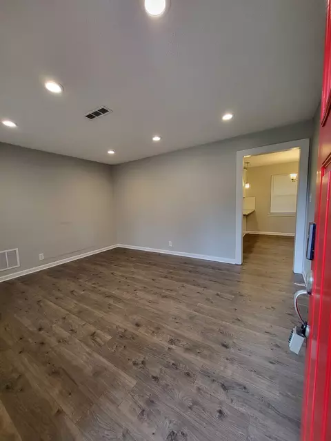 200 Robin Hood Ln, Hampton, GA 30228 photo 2
