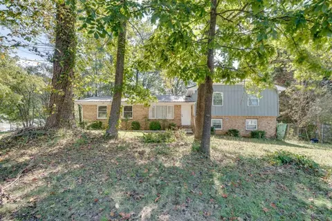 6583 Melandre Dr, Morrow, GA 30260
