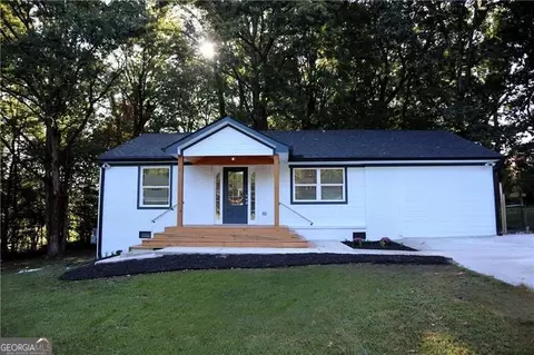 3162 Spring Dr, Atlanta, GA 30360