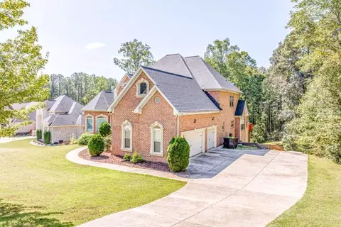2540 Stream View Dr, Conyers, GA 30013 photo 3
