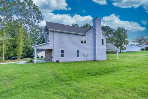 118 W Wright St, Winder, GA 30680 photo 3
