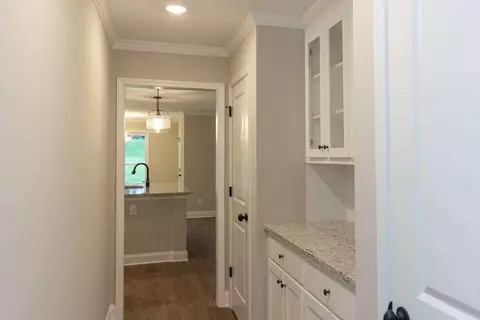 118 W Wright St, Winder, GA 30680 photo 8