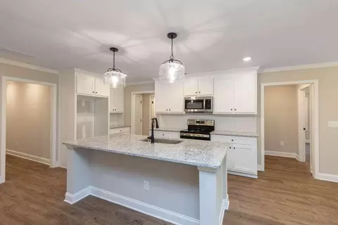 118 W Wright St, Winder, GA 30680 photo 12