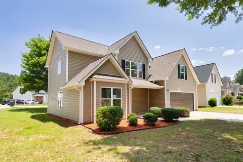 3029 Meadow Point Dr, Snellville, GA 30039