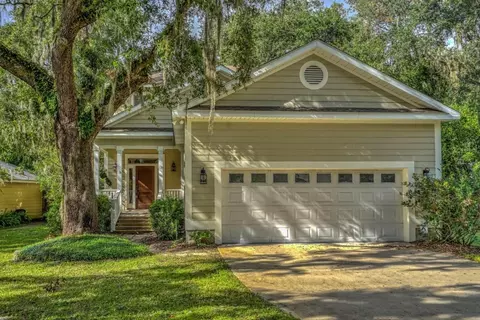 110 Circle Dr, St. Simons, GA 31522