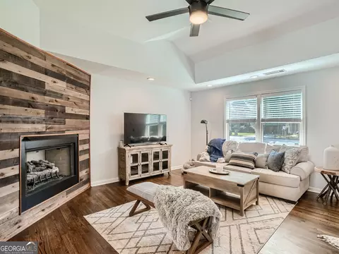 2242 N Shallowford Rd, Chamblee, GA 30341 photo 3