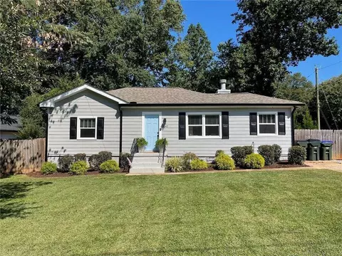 2242 N Shallowford Rd, Chamblee, GA 30341