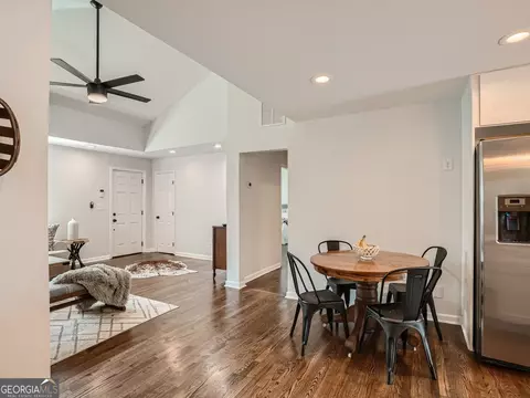 2242 N Shallowford Rd, Chamblee, GA 30341 photo 6