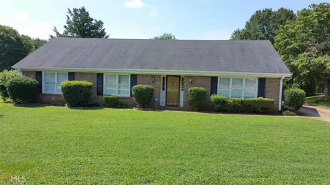 3862 SW Pointers Way, Conyers, GA 30094
