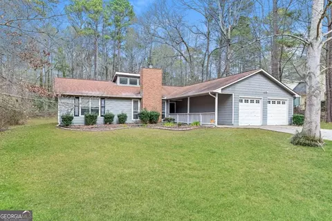 2118 Logan Dr, Jonesboro, GA 30236
