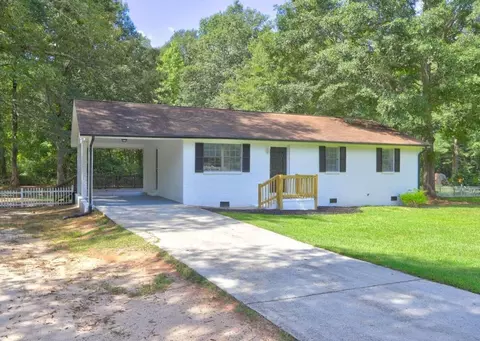 31 Briarcliff Rd, Griffin, GA 30223