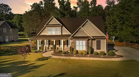 150 Wills Run Dr, Senoia, GA 30276
