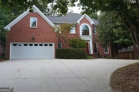 2438 Kings Arms Dr NE, Atlanta, GA 30345
