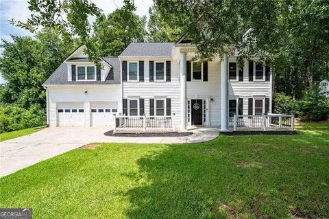 33 Essex Ln, Hiram, GA 30141