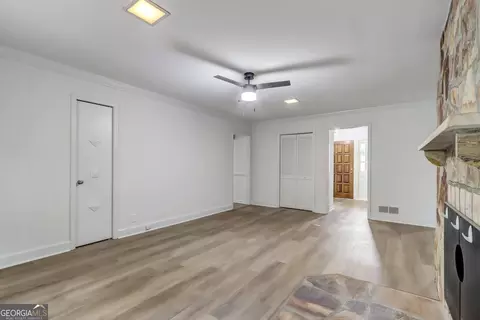 2425 Ridgedale Dr, Grayson, GA 30017 photo 9