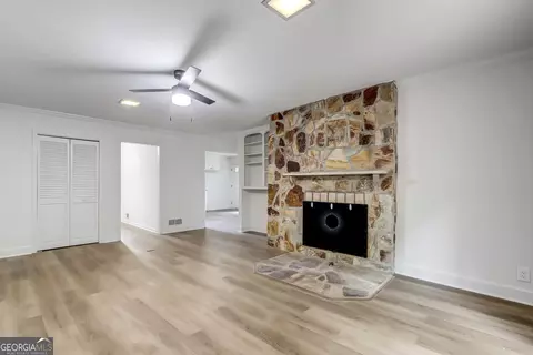 2425 Ridgedale Dr, Grayson, GA 30017 photo 8