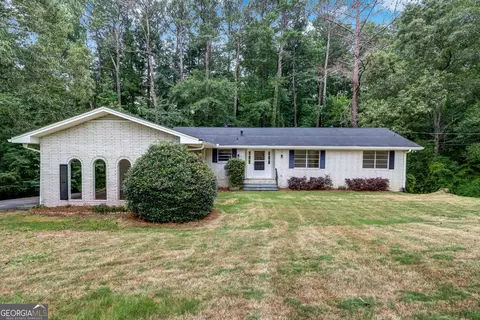 2425 Ridgedale Dr, Grayson, GA 30017 photo 2