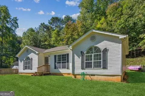 3003 Mohawk Dr, Gainesville, GA 30501