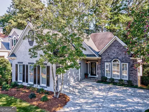 607 Villa Estates Ln, Woodstock, GA 30189
