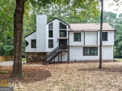 4285 Iris Brooke Ln, Snellville, GA 30039