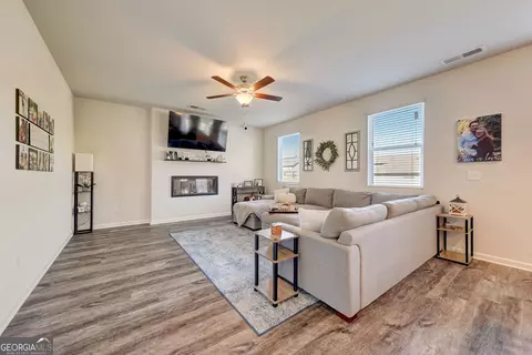245 Halibut Cir, Covington, GA 30016 photo 5