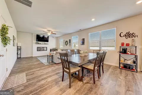 245 Halibut Cir, Covington, GA 30016 photo 9